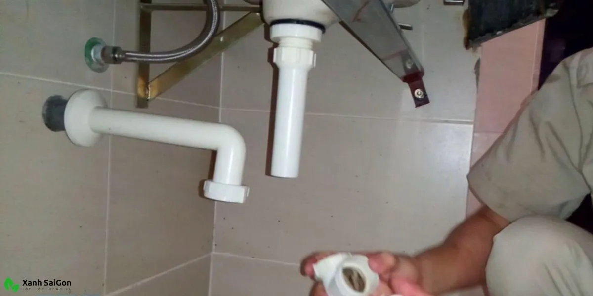 Hướng dẫn chi tiết cách tháo ống nước bồn rửa mặt chính xác