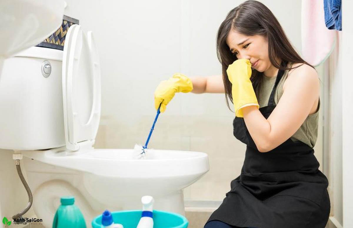Top 5 cách xử lý mùi hôi hố ga nhà vệ sinh chuyên gia khuyên dùng